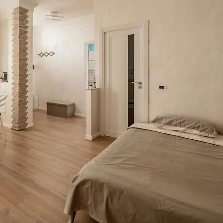 Apartamento Ariston A 200m-luxury Con A/c & Wi-fi *