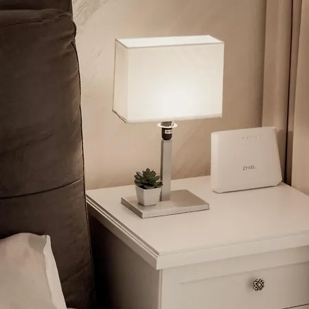 Ariston A 200m-luxury Con A/c & Wi-fi Apartamento San Remo