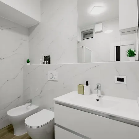 Apartamento Ariston A 200m-luxury Con A/c & Wi-fi *